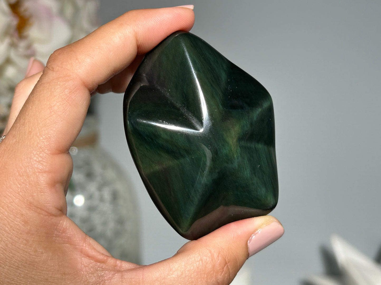 Rainbow Obsidian Star (2.7", 68mm)