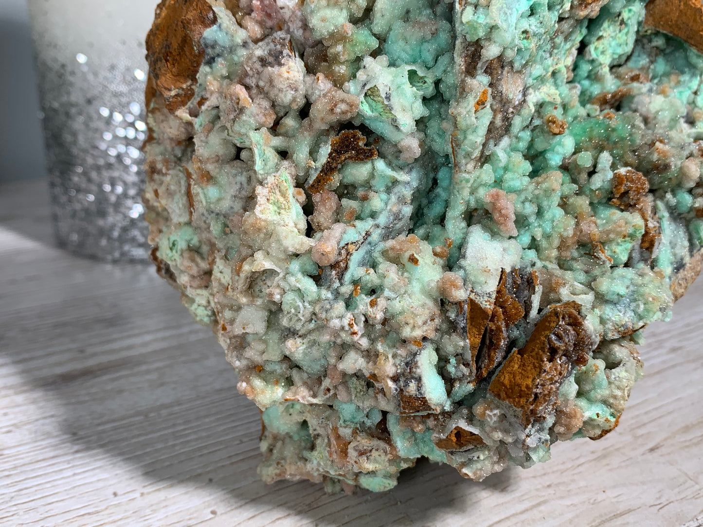 Druzy Chrysoprase (6.1", 155mm)