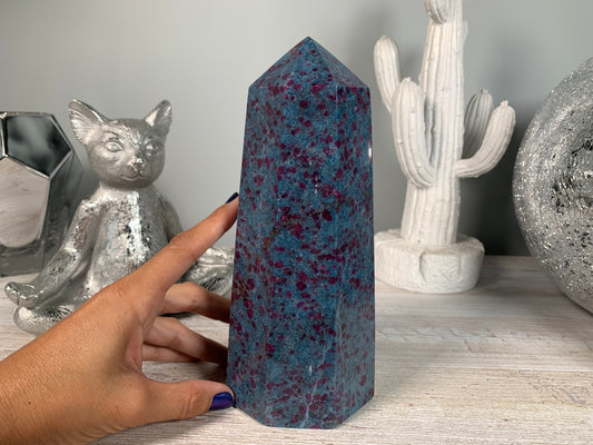 Ruby and Kyanite Tower (7.6", 193mm)