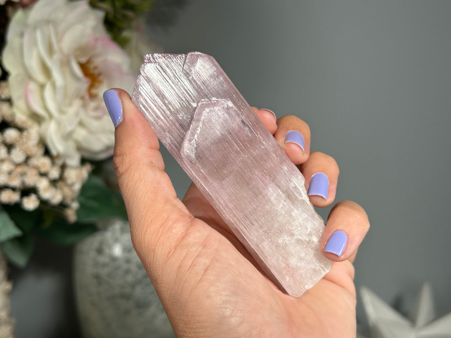 Natural Purple Kunzite Point (4", 10cm)