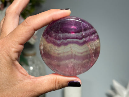 Fluorite Bowl (2.6", 67mm)