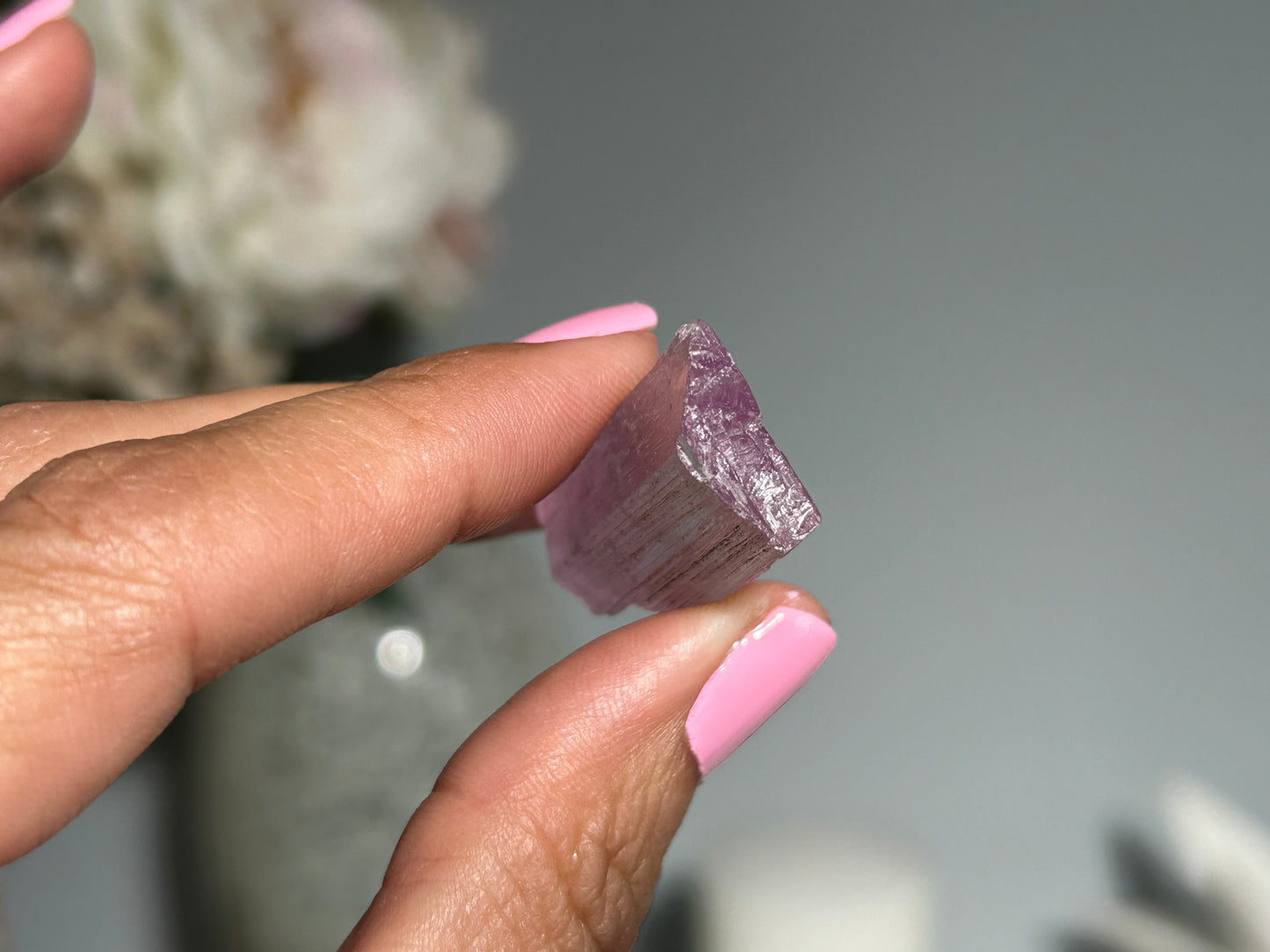 Natural Purple Kunzite Point (1.3", 34mm)