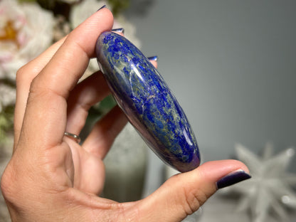 Lapis Lazuli Palm Stone (2.9", 73mm)