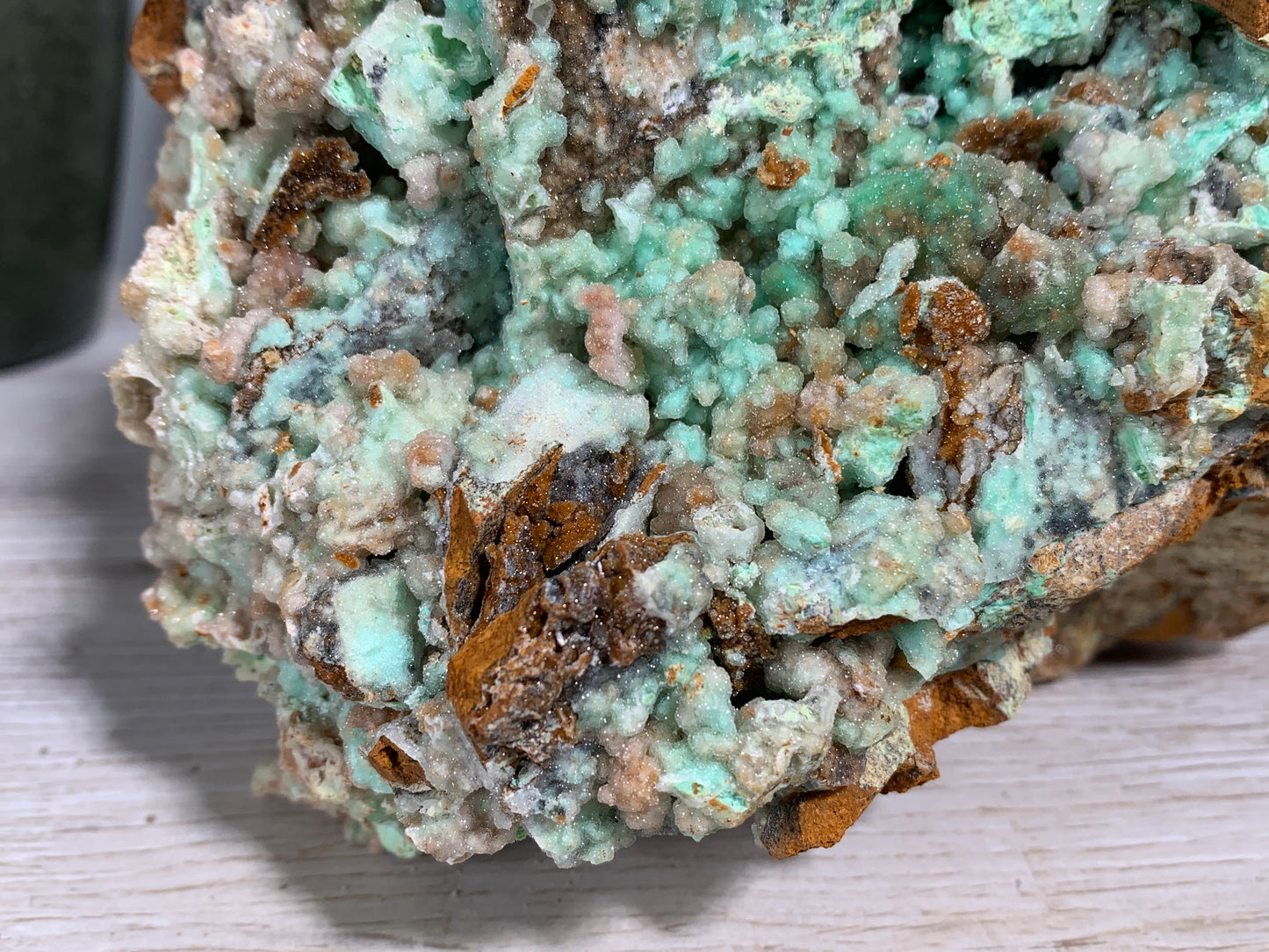 Druzy Chrysoprase (6.1", 155mm)