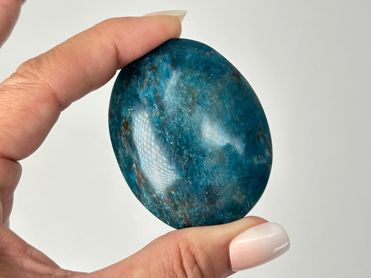 Apatite Palm Stone (2-2.3", 50-58mm)