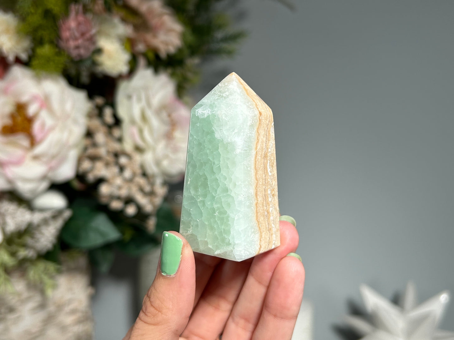 Caribbean Calcite Tower (2.5", 64mm)