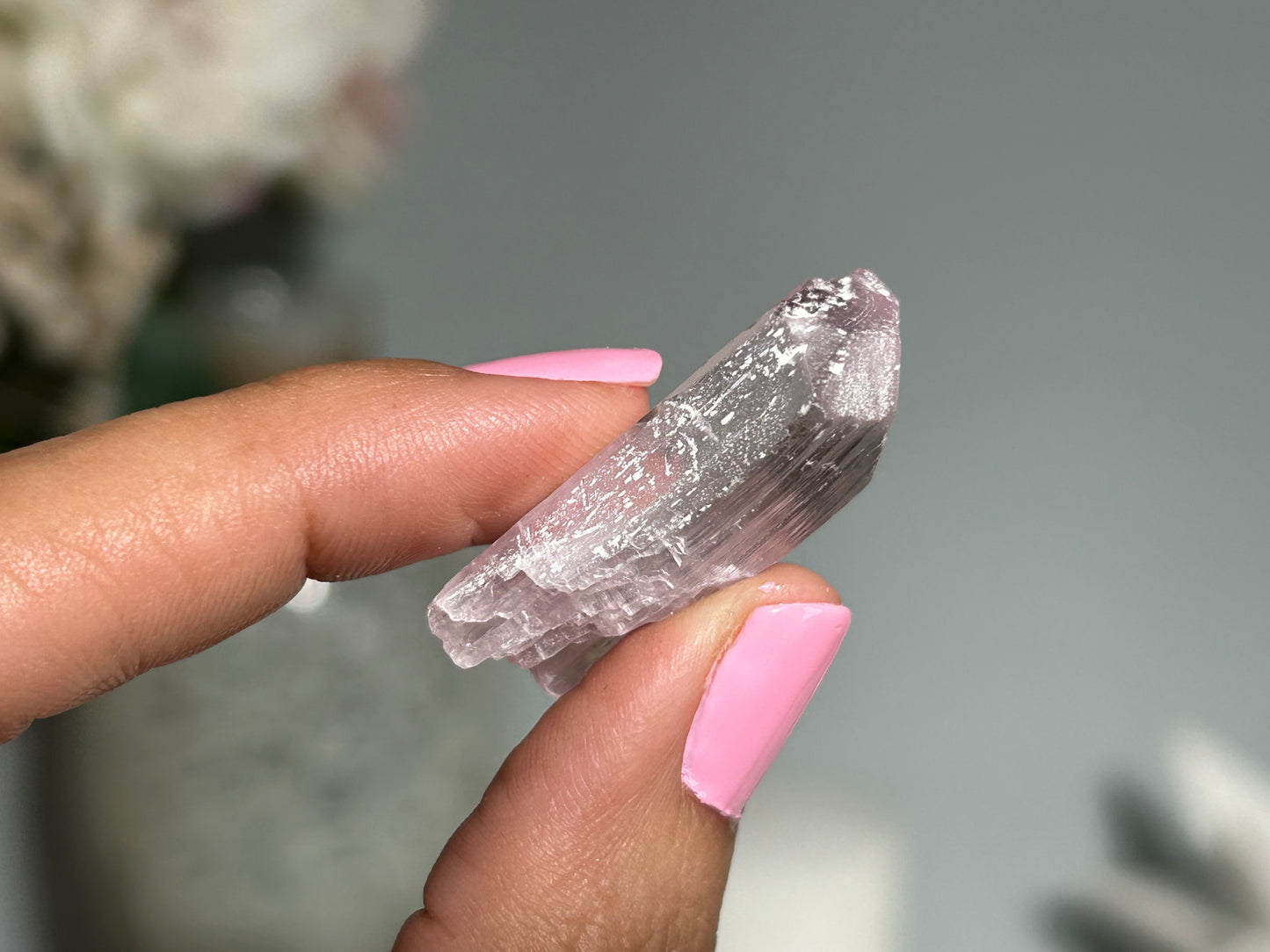 Natural Purple Kunzite Point (1.25", 32mm)