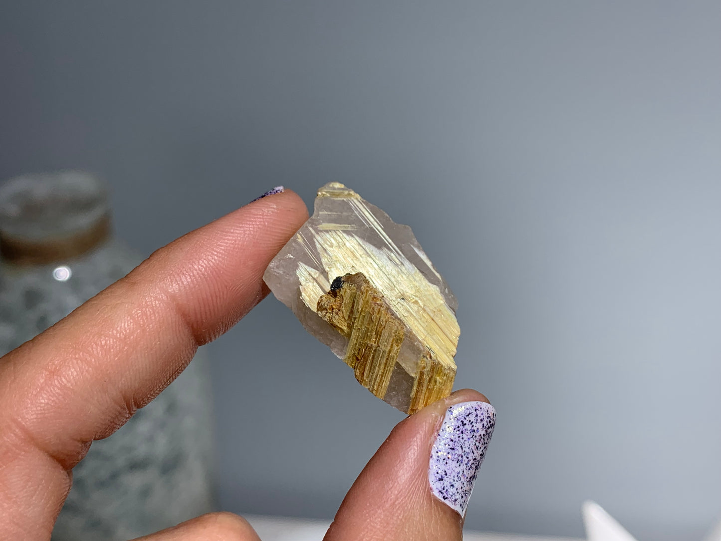 Gold Rutile in Quartz (5-8 grams)