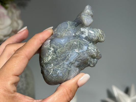 Moss Agate Anatomical Heart (3.4", 88mm)