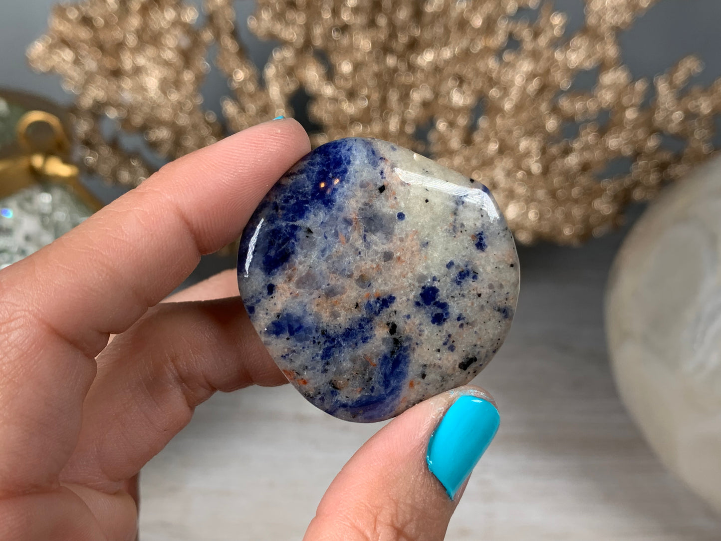 Flat Sodalite Palm Stone