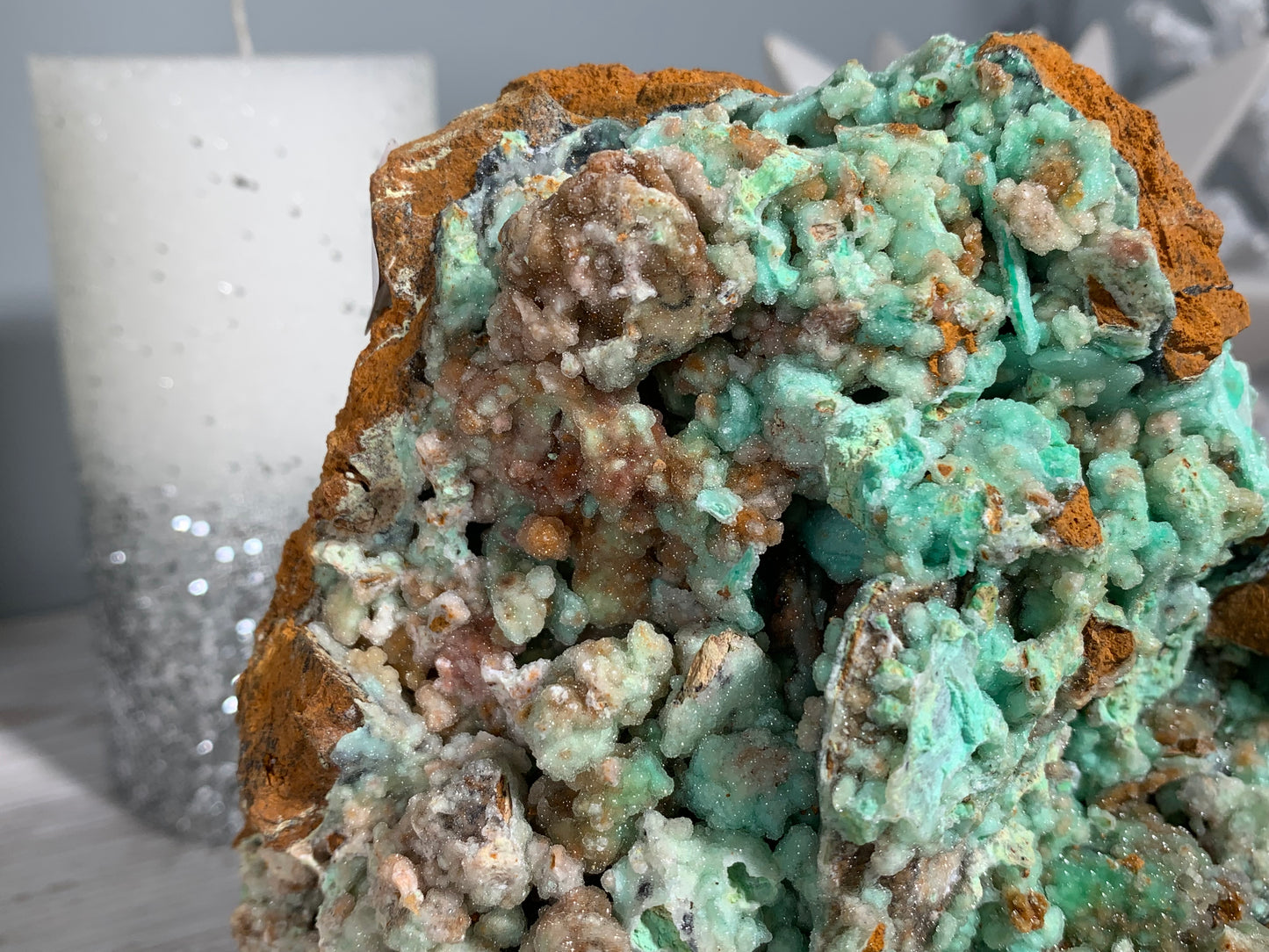 Druzy Chrysoprase (6.1", 155mm)