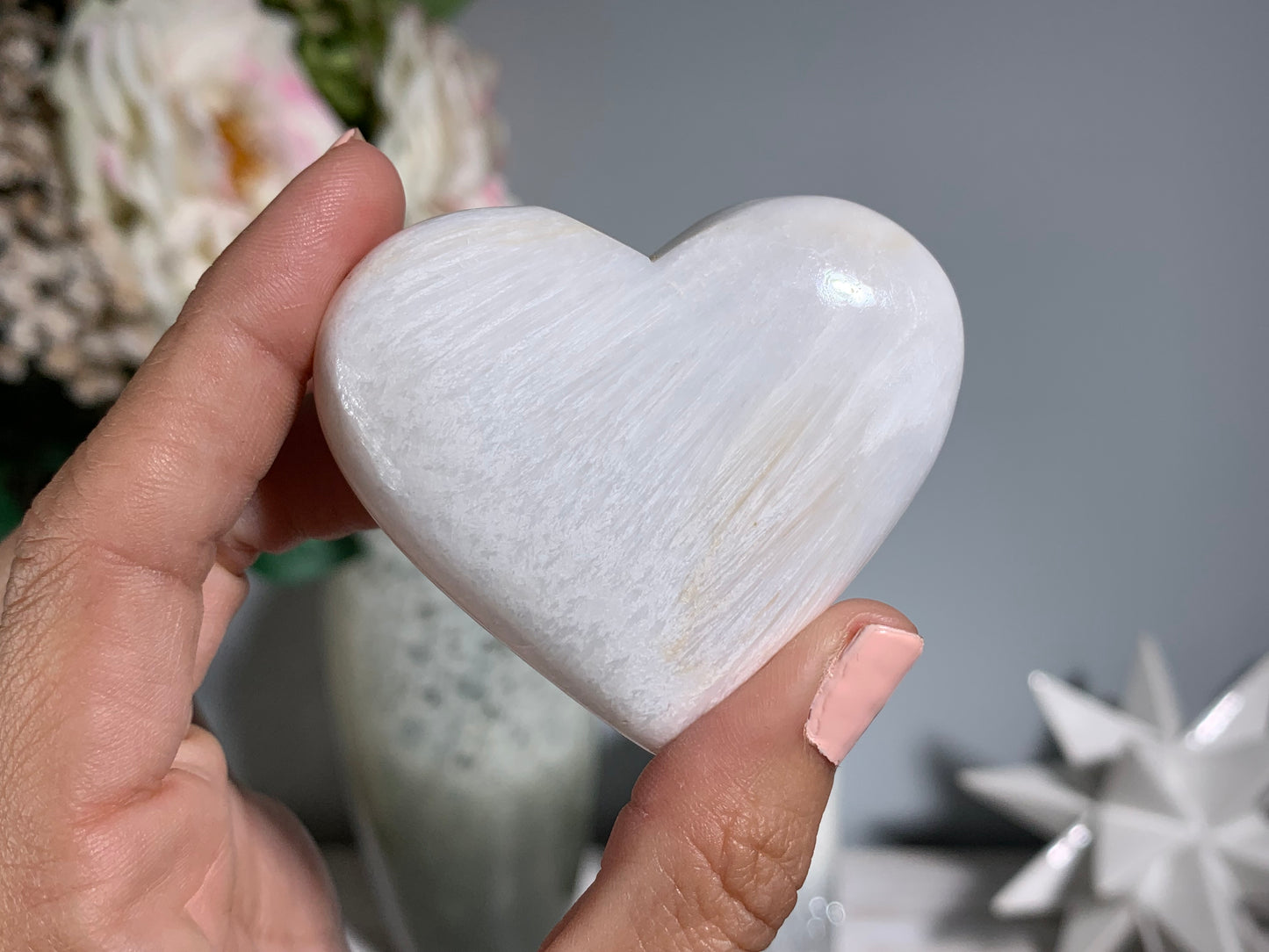 Medium Scolecite Heart