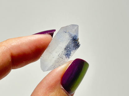 Dumortierite in Quartz (1", 26mm)
