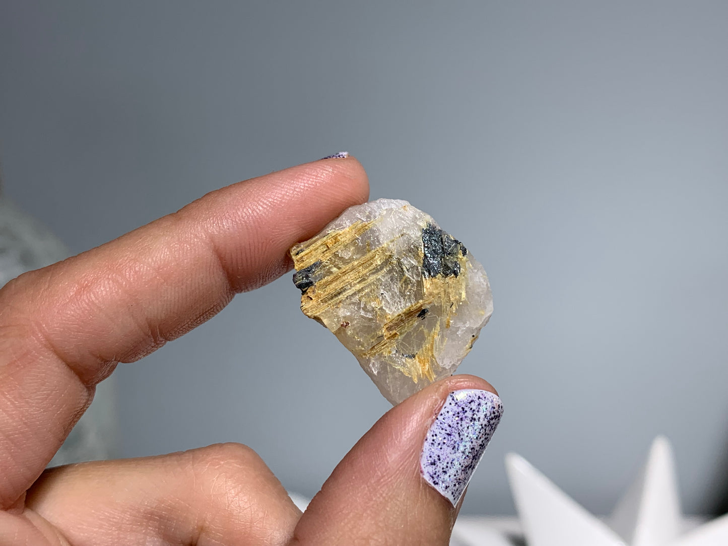 Gold Rutile in Quartz (5-8 grams)