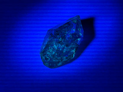 Petroleum Quartz (0.8", 21mm)