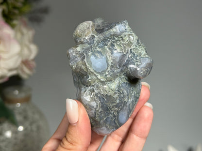 Moss Agate Anatomical Heart (3.4", 88mm)