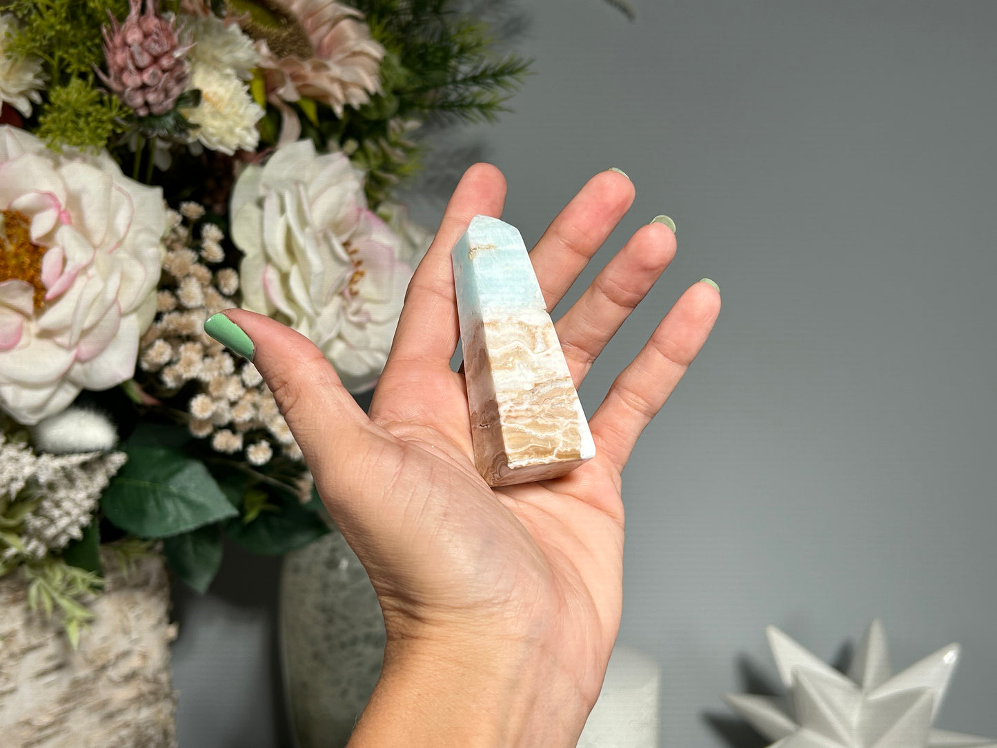 Caribbean Calcite Tower (3", 76mm)