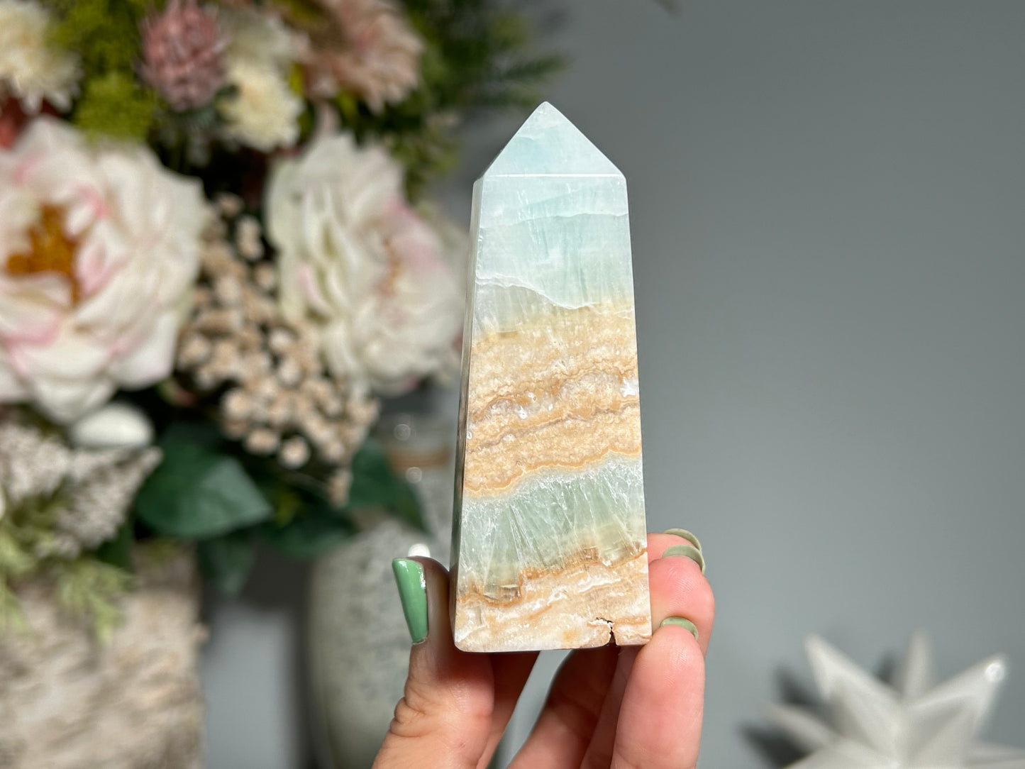 Caribbean Calcite Tower (3.4", 86mm)