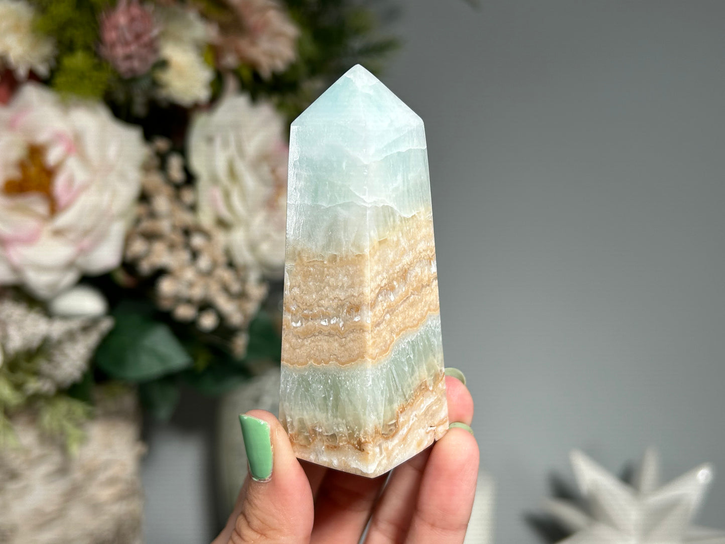 Caribbean Calcite Tower (3.4", 86mm)