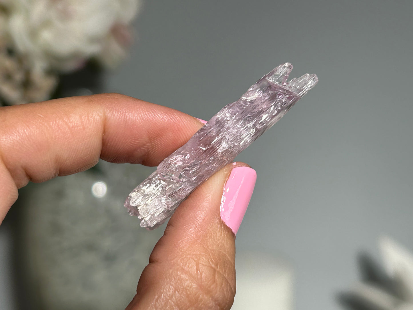 Natural Purple Kunzite Point (1.8", 46mm)