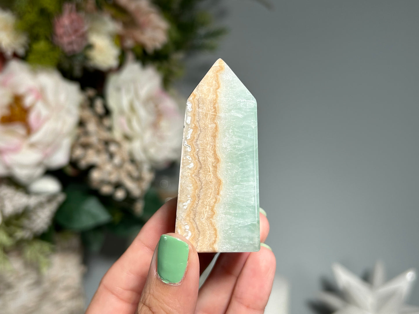 Caribbean Calcite Tower (2.5", 64mm)