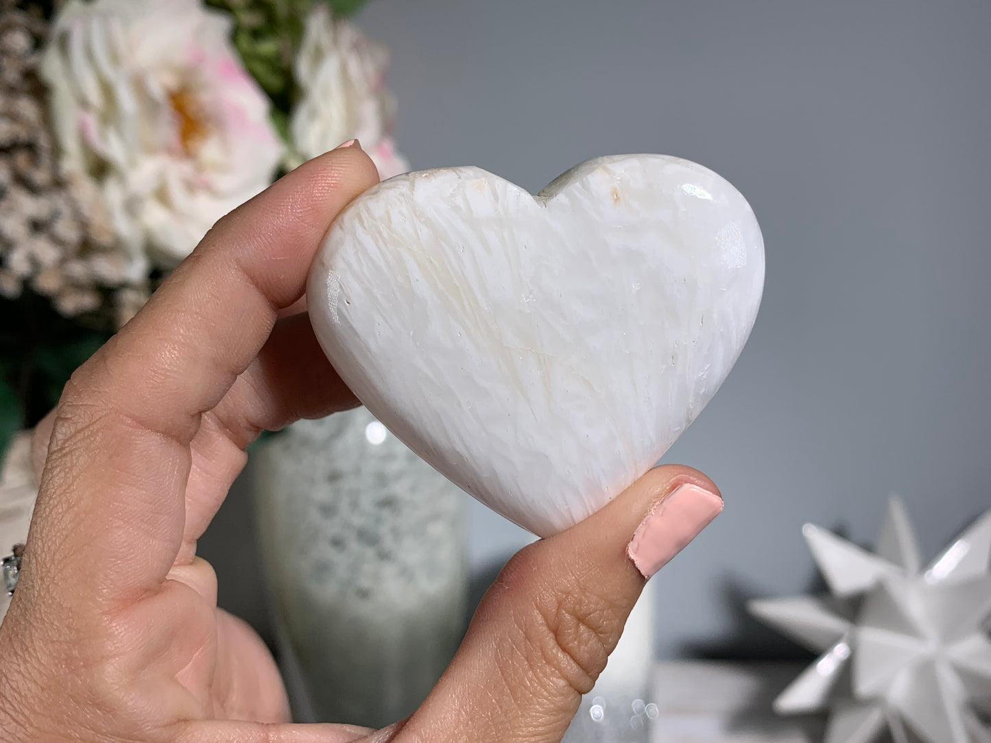 Medium Scolecite Heart