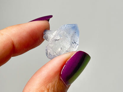 Dumortierite in Quartz (0.8", 20mm)