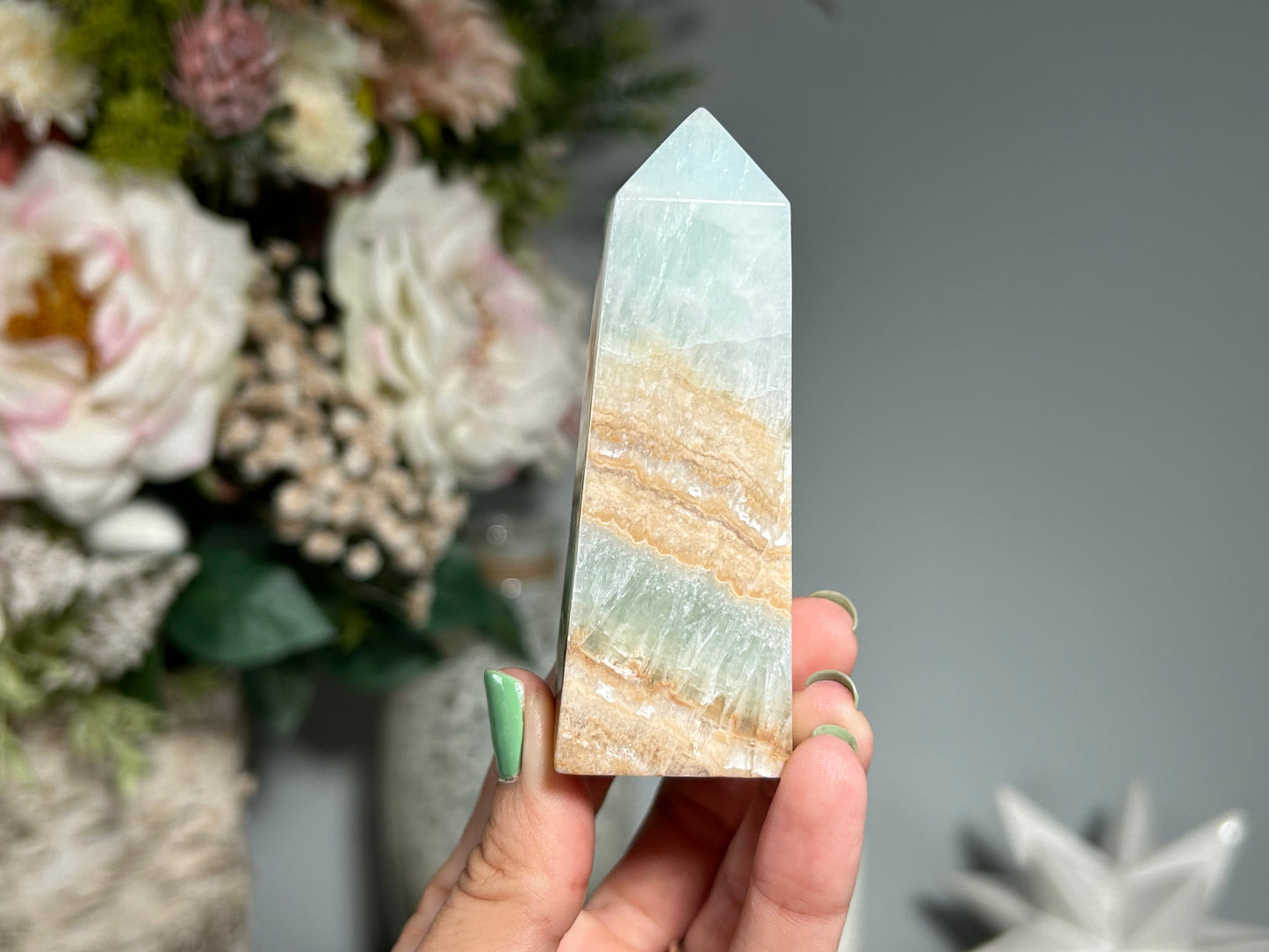 Caribbean Calcite Tower (3.4", 86mm)