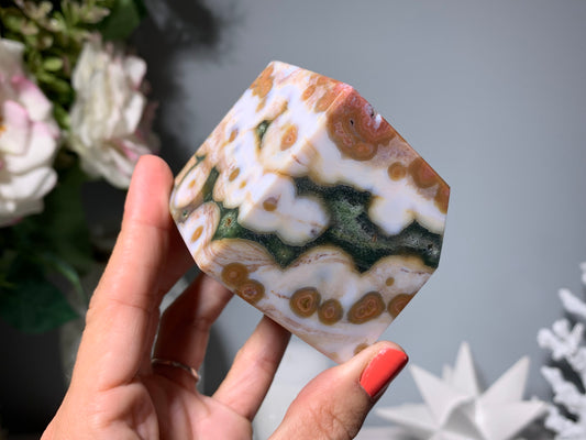 8th Vein Ocean Jasper Cube (2.1", 54mm)