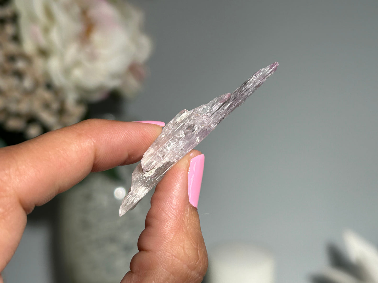 Natural Purple Kunzite Point (2.2", 55mm)