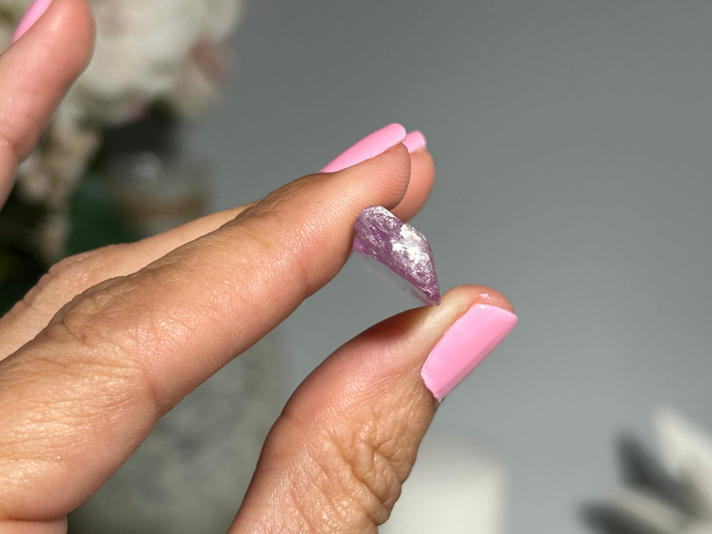 Natural Purple Kunzite Point (1.9", 47mm)