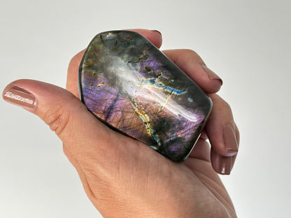 Labradorite Freeform (2.4", 60mm)