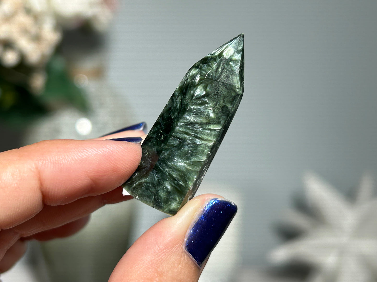 Seraphinite Tower (1.6", 41mm)