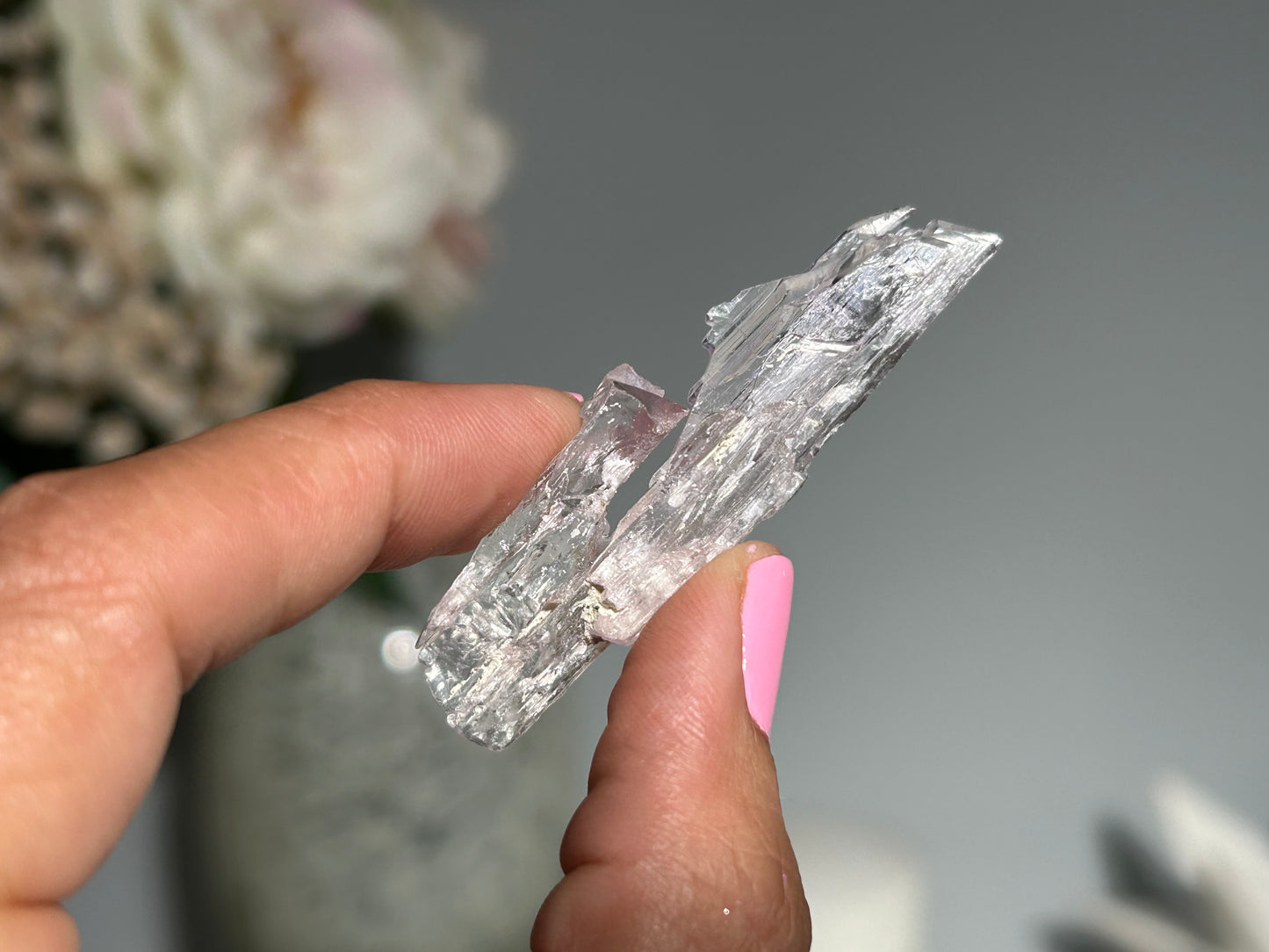 Natural Purple Kunzite Point (2.2", 55mm)