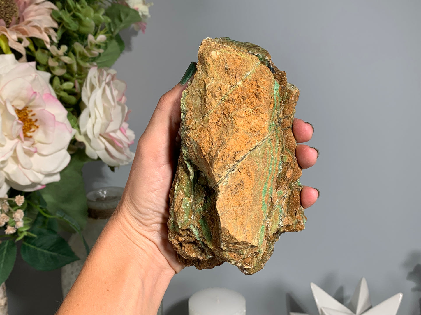 Druzy Chrysoprase (5.75", 146mm)