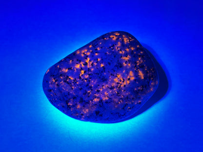 Yooperlite Pebble (1.7", 42mm)
