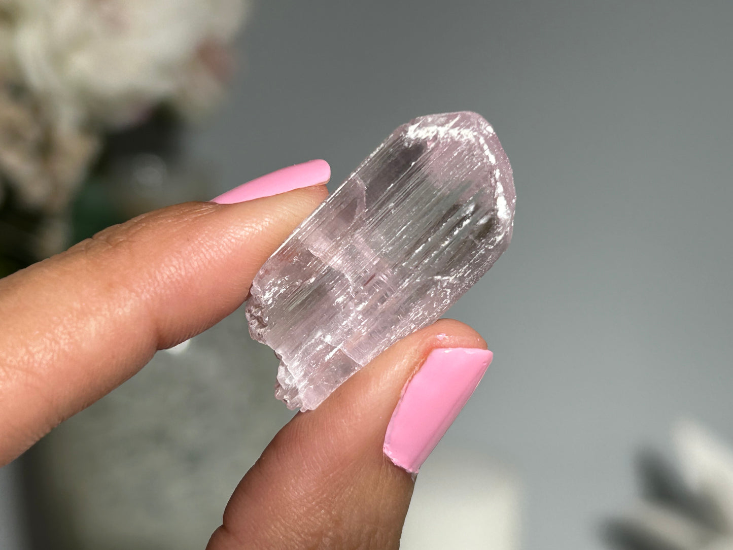 Natural Purple Kunzite Point (1.25", 32mm)