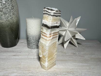 Tri-Color Calcite (8.7", 220mm)