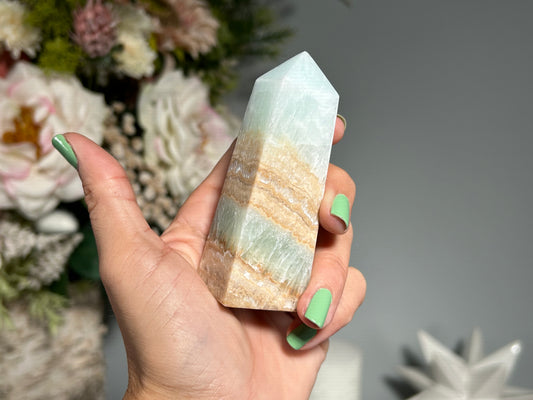 Caribbean Calcite Tower (3.4", 86mm)