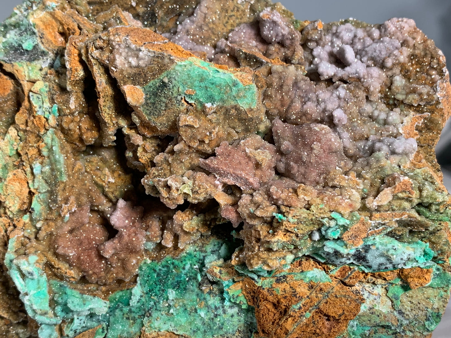 Druzy Chrysoprase (5.5", 140mm)