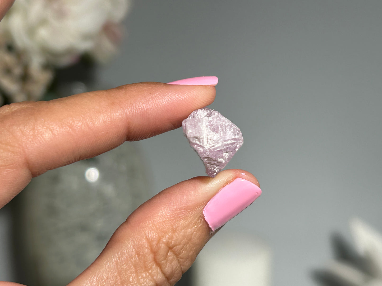 Natural Purple Kunzite Point (1.25", 32mm)