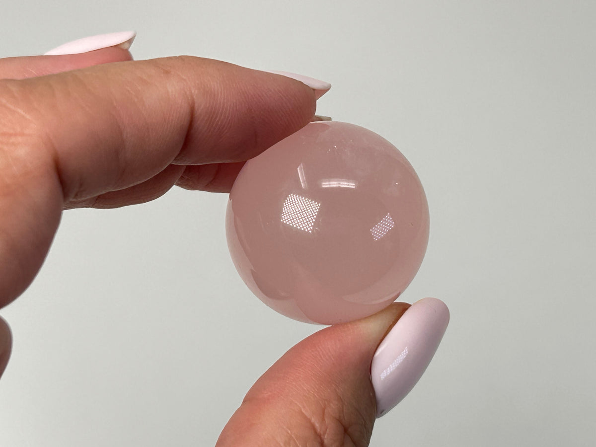 Star Rose Quartz Sphere (1.1", 27mm)