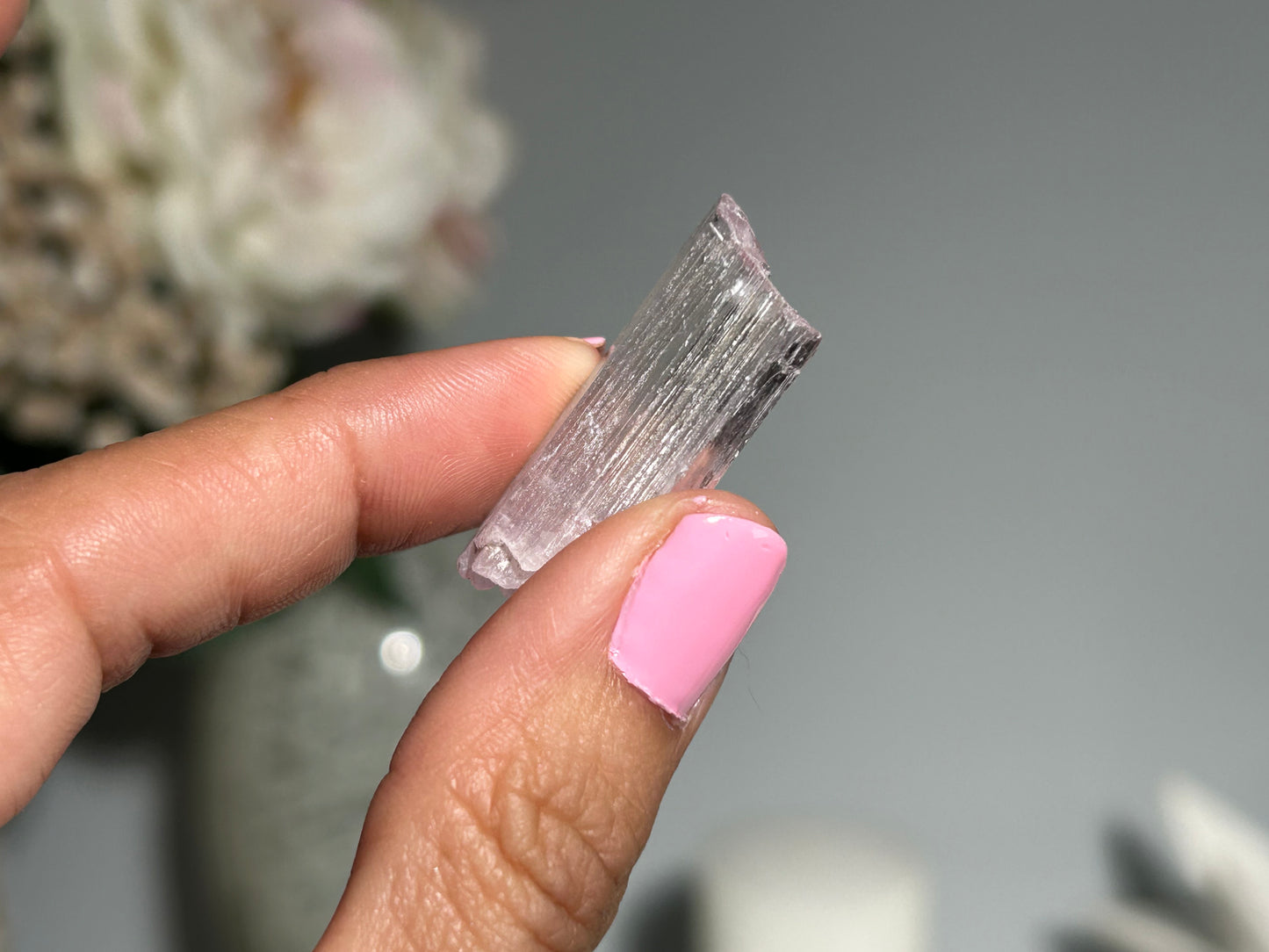 Natural Purple Kunzite Point (1.3", 34mm)