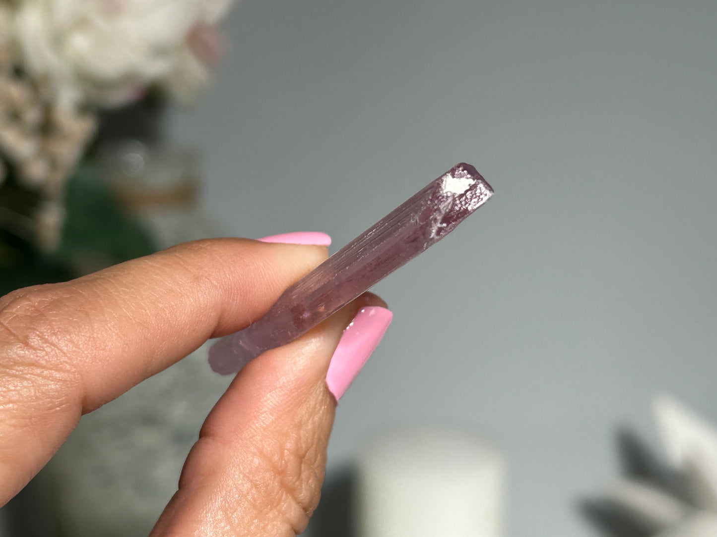 Natural Purple Kunzite Point (2.5", 64mm)