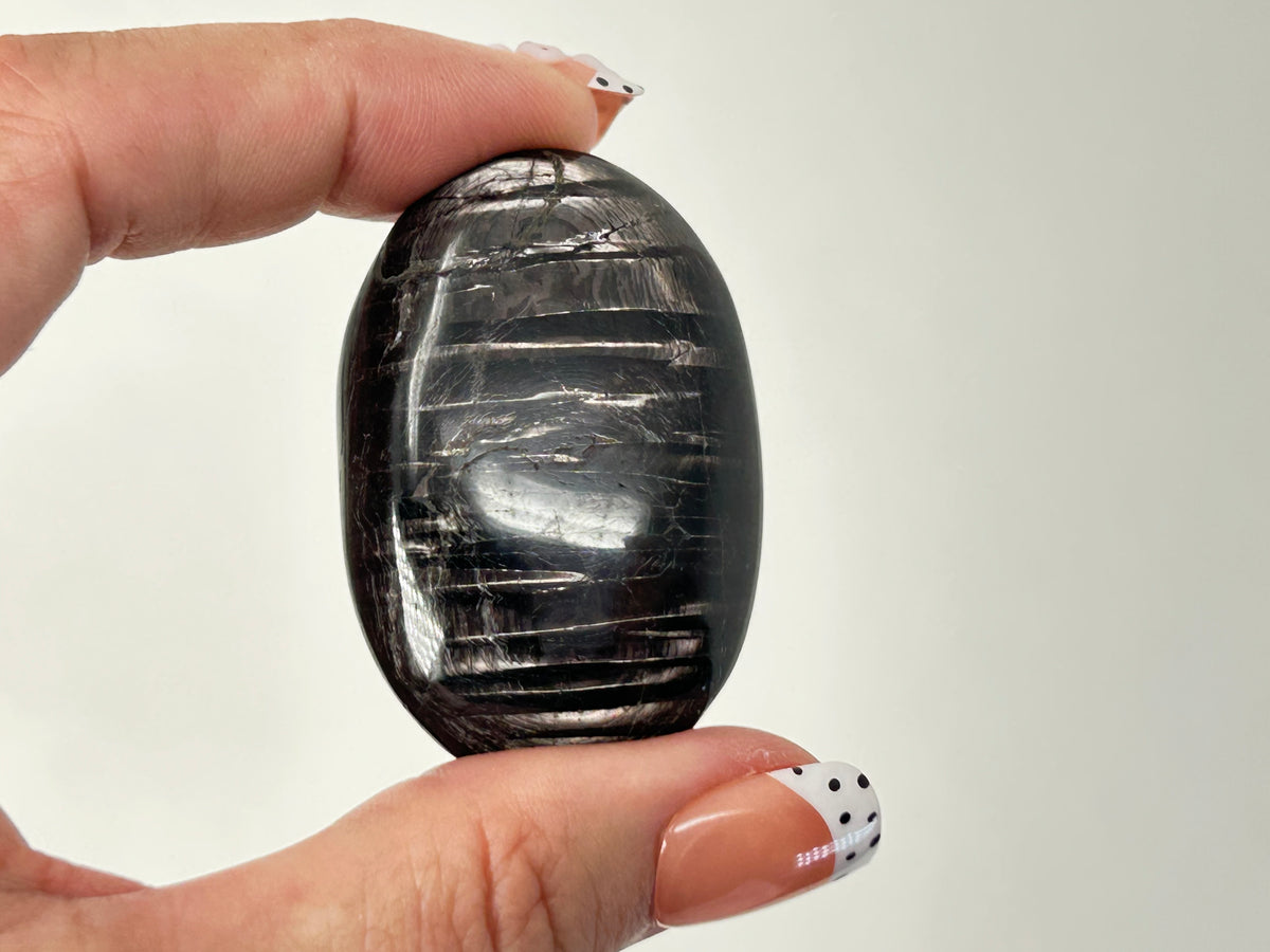 Hypersthene Palm Stone #40