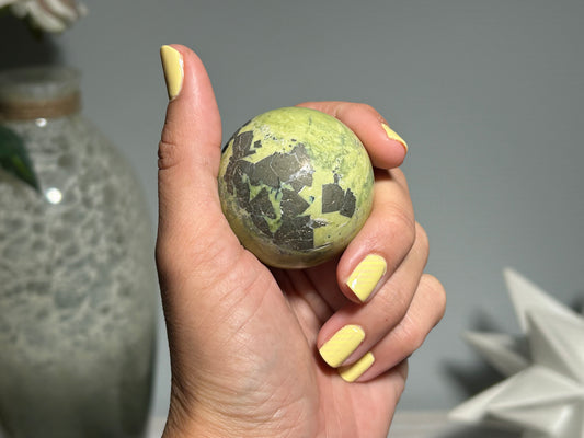 Serpentine Sphere (1.7", 44mm)