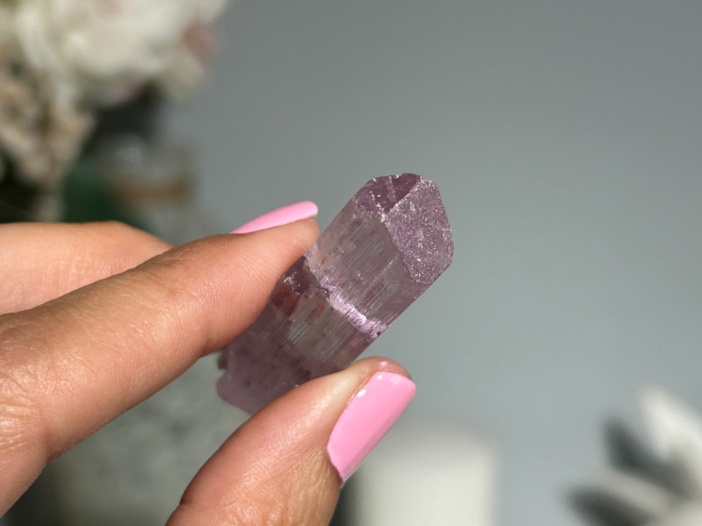 Natural Purple Kunzite Point (1.9", 48mm)