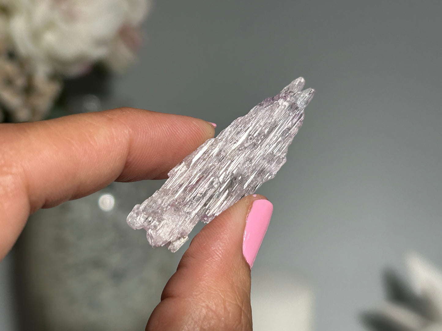 Natural Purple Kunzite Point (1.8", 46mm)