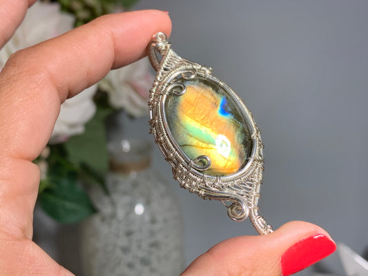 Wire Wrapped Labradorite Pendant (2.5" 64mm)