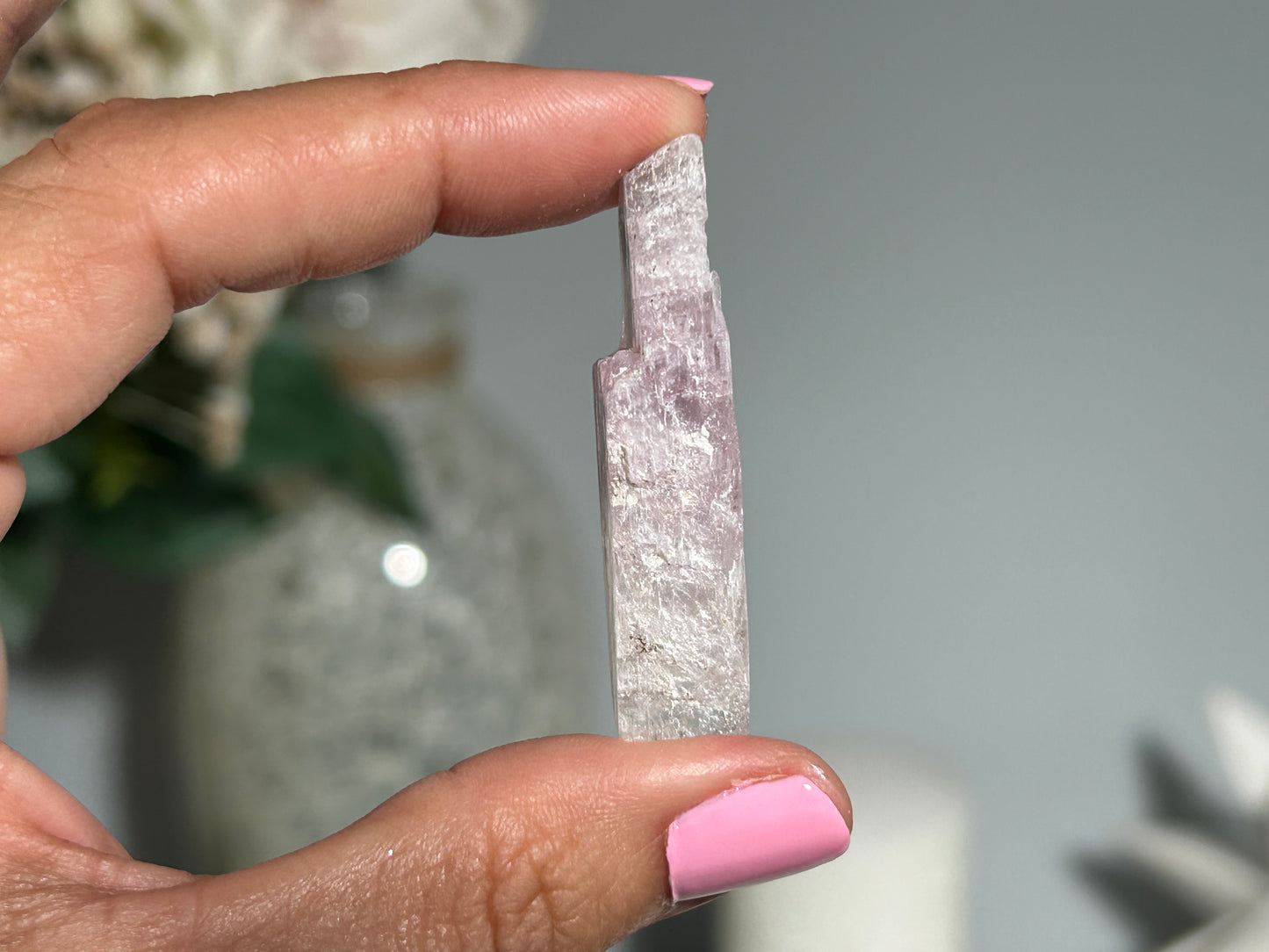 Natural Purple Kunzite Point (1.9", 48mm)